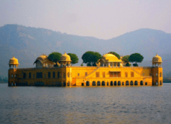 5 nights 6 days golden triangle tour